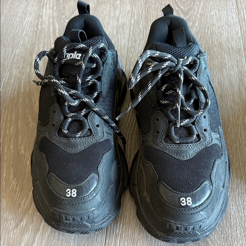 Balenciaga Black Chunky Sneakers